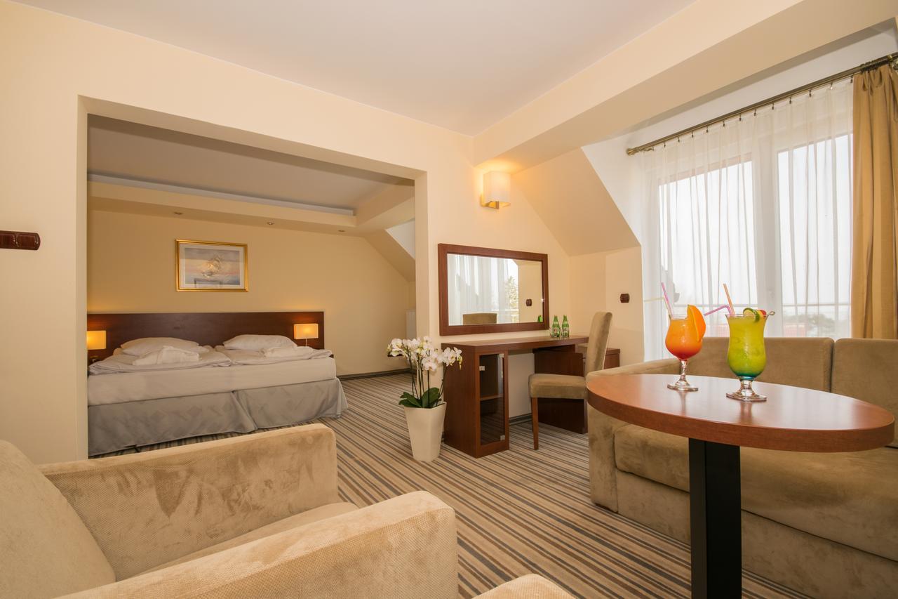 Król Plaza Spa&Wellness Jarosławiec Kültér fotó