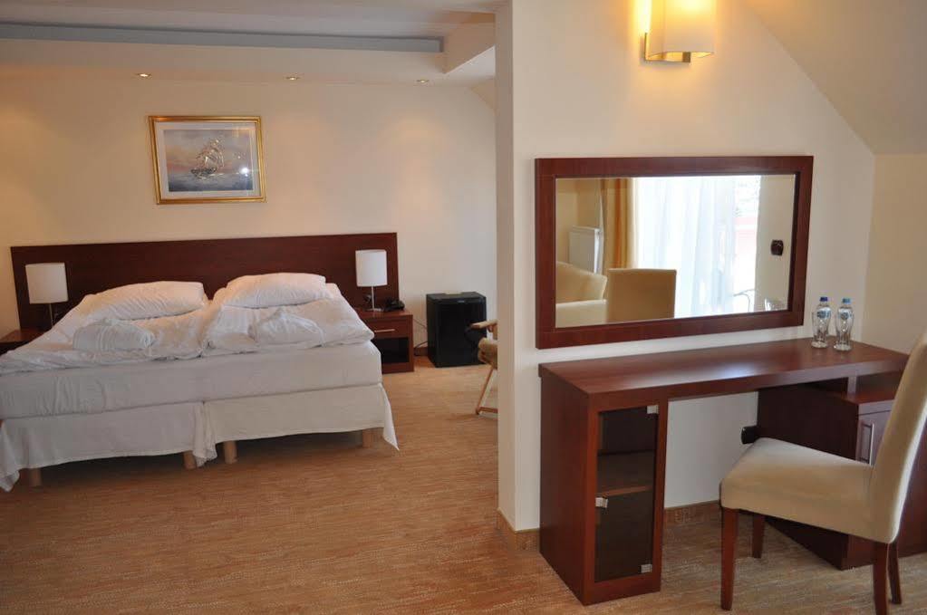 Król Plaza Spa&Wellness Jarosławiec Kültér fotó